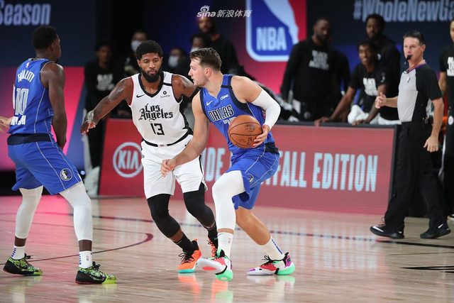 而阿森纳与 而阿森纳与