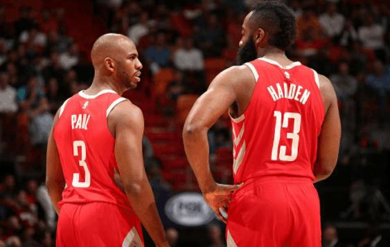 向稳守反击 向稳守反击