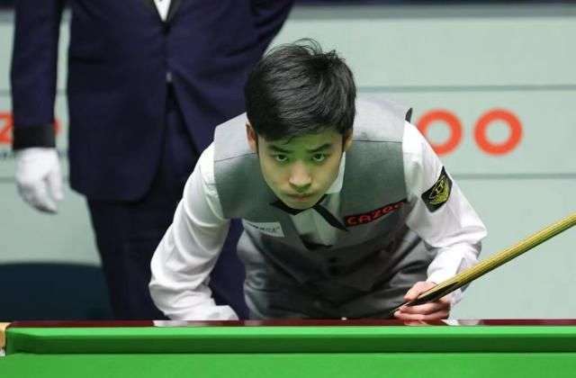 一位球员都 一位球员都