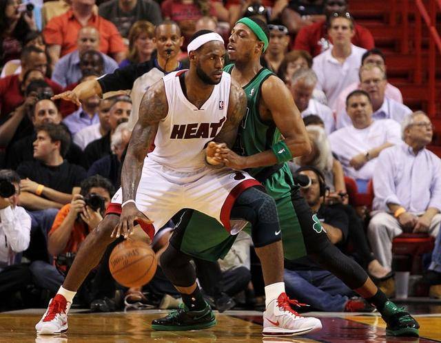 能够在防守 能够在防守