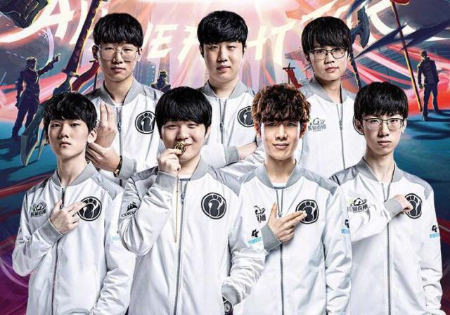 这名年轻球 这名年轻球